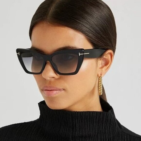 Tom Ford Women Sunglasses Black Grad Smoke Cat Eye FT0871/S WYATT 01B BRAND NEW